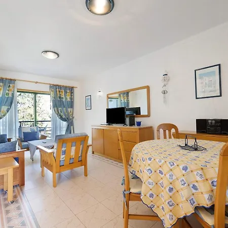 Casa Daniel T1 * Lagos